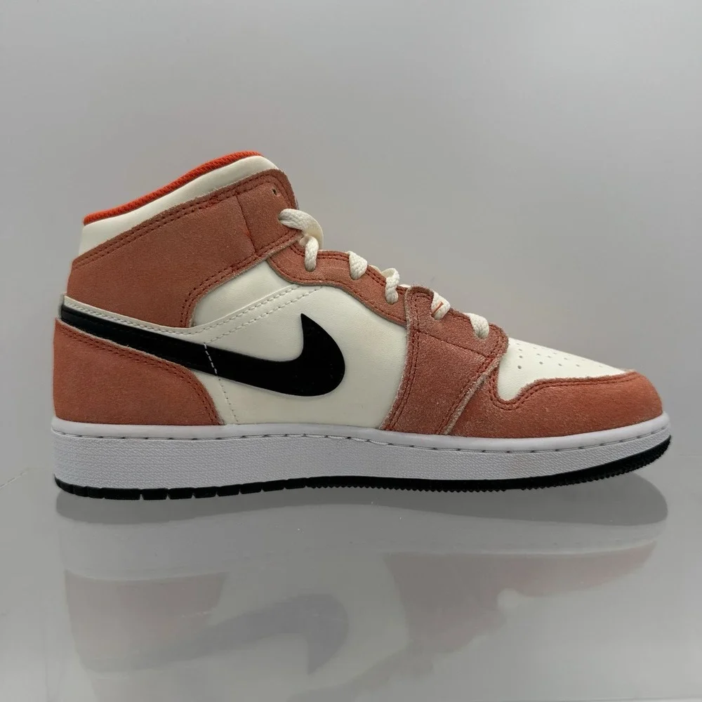 Brand New Air Jordan 1 Mid SE GS DV1336-800 Team Orange Black Size 6Y Youth